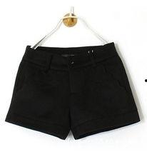 裤子欧美短裤搭配图片,短裤搭配指南，展现夏日时尚风采